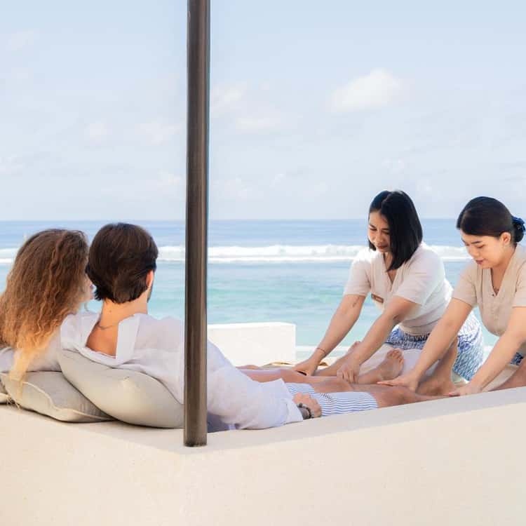 Couples massage